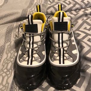 Burberry Sneakers